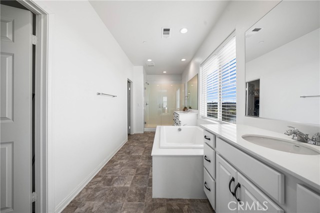 Detail Gallery Image 13 of 34 For 39225 Aristida St, Temecula,  CA 92591 - 4 Beds | 3 Baths