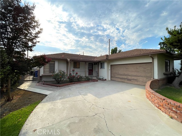 Detail Gallery Image 4 of 26 For 10513 Grovedale Dr, Whittier,  CA 90603 - 3 Beds | 2 Baths