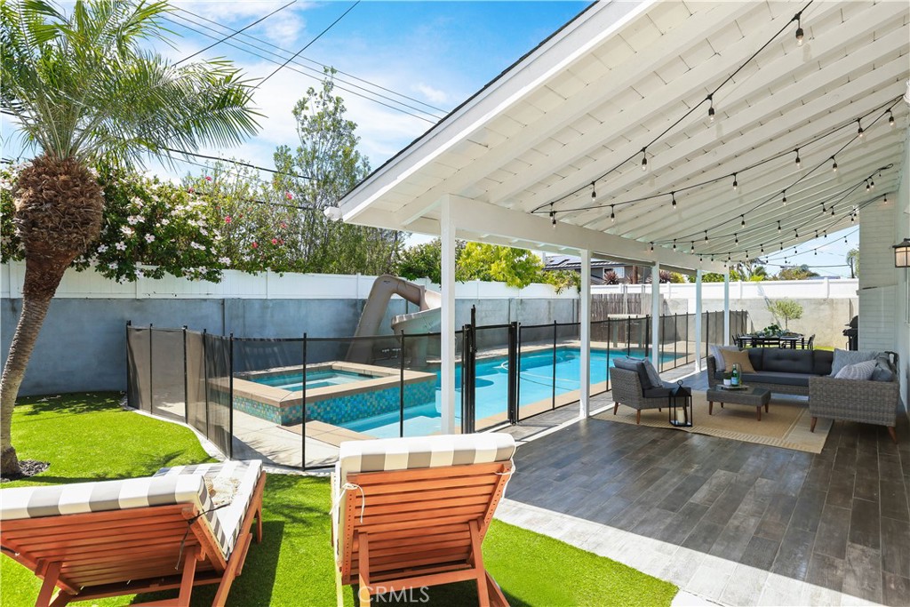 MLS #OC26157181 image #4