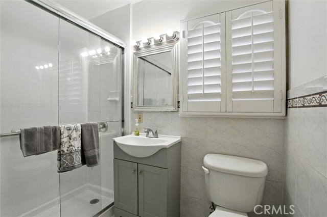 2709 W 109th Street, Inglewood CA: https://media.crmls.org/medias/ec6a628d-250e-4670-a283-6f0f7da4edc7.jpg