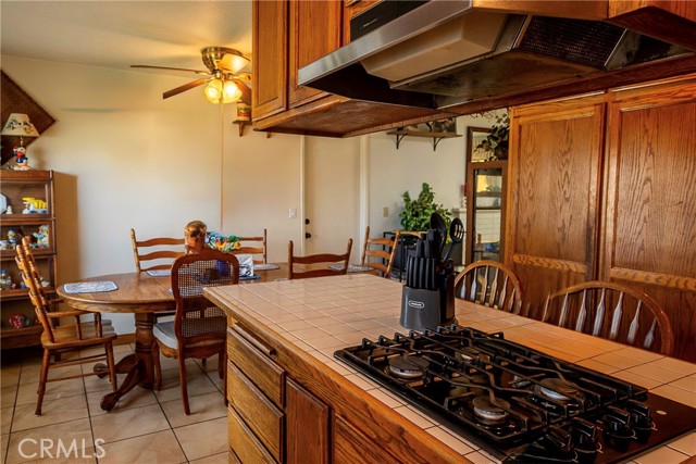 Detail Gallery Image 5 of 24 For 1208 Glines Ave, Santa Maria,  CA 93455 - 5 Beds | 2 Baths