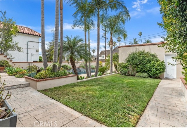 Detail Gallery Image 29 of 35 For 261 Granada Ave, Long Beach,  CA 90803 - 4 Beds | 2/1 Baths