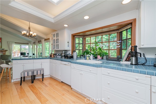 Detail Gallery Image 11 of 38 For 33 Sandpiper, Irvine,  CA 92604 - 4 Beds | 2 Baths