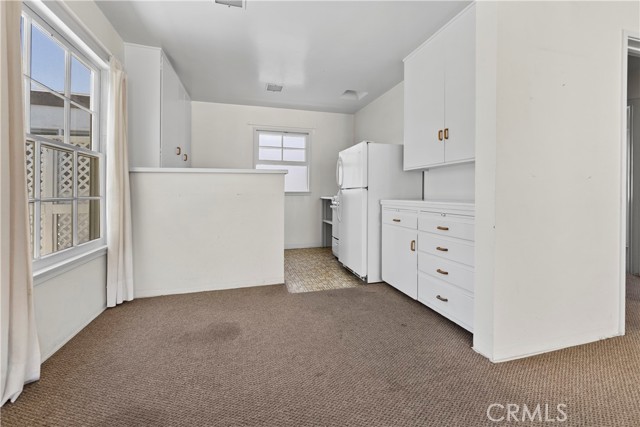 604 Marguerite Avenue, Corona del Mar CA: https://media.crmls.org/medias/ec6b7ff2-c733-4852-9a62-b5741edfc81f.jpg