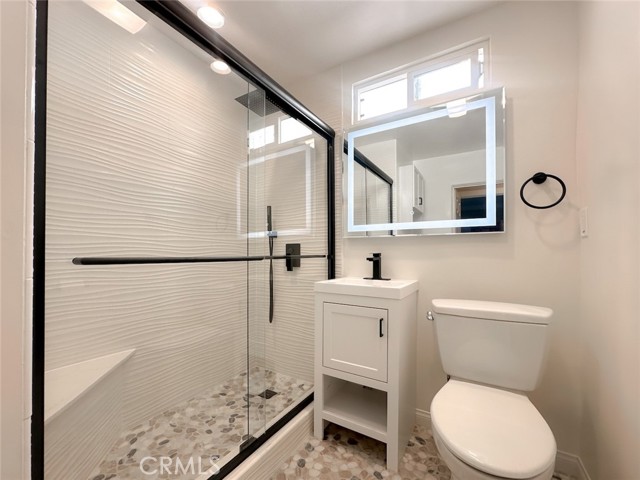 Detail Gallery Image 4 of 31 For 63 9th St, Hermosa Beach,  CA 90254 - 2 Beds | 1 Baths