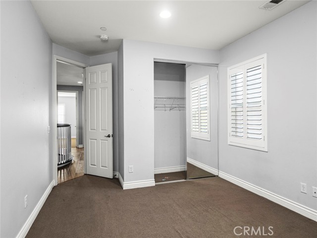 28002 Kenny Lane, Saugus CA: https://media.crmls.org/medias/ec6c21c4-3baa-4353-a685-0fbbfe481d81.jpg