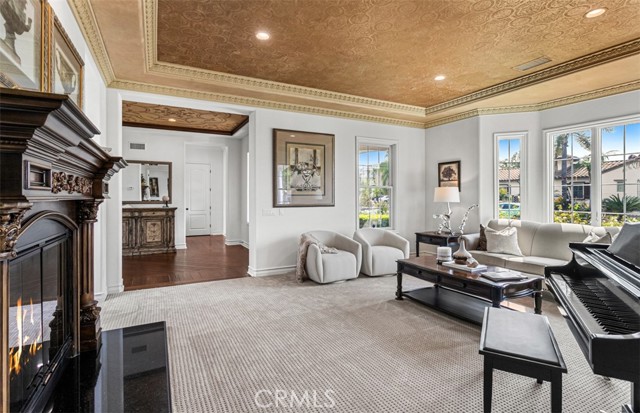 Detail Gallery Image 11 of 75 For 26012 Horseshoe Cr, Laguna Hills,  CA 92653 - 5 Beds | 5/1 Baths