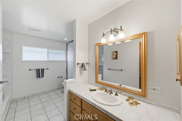 Detail Gallery Image 13 of 24 For 507 Carlyn Ct, Sunnyvale,  CA 94086 - 4 Beds | 2/1 Baths