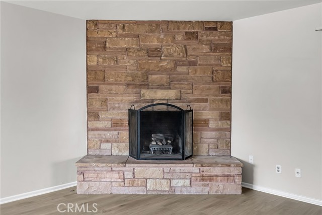 Detail Gallery Image 6 of 29 For 5943 Grand Ave, Riverside,  CA 92504 - 2 Beds | 2 Baths