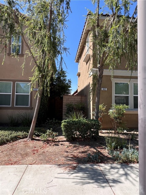 Detail Gallery Image 10 of 11 For 3022 E via Corvina, Ontario,  CA 91764 - 3 Beds | 2/1 Baths