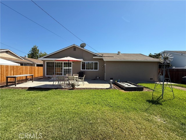 1306 Belfast Avenue, Costa Mesa CA: https://media.crmls.org/medias/ec6d6132-1d7c-4f8e-b7f3-1db123367790.jpg