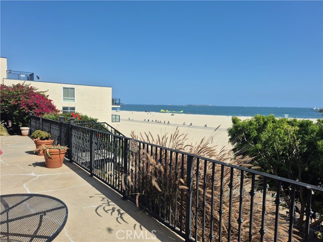 Detail Gallery Image 9 of 29 For 1030 E Ocean Bld #210,  Long Beach,  CA 90802 - 3 Beds | 2 Baths