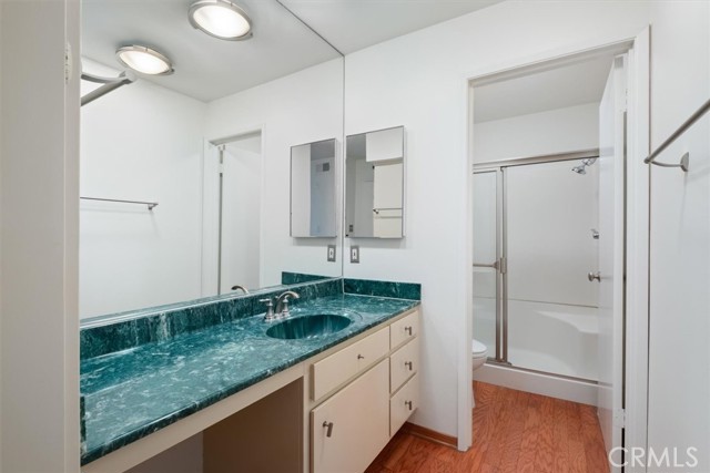 Detail Gallery Image 7 of 18 For 12801 Moorpark St #213,  Studio City,  CA 91604 - 2 Beds | 2 Baths