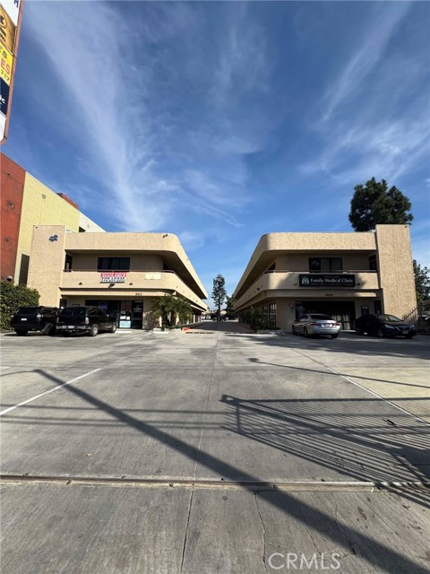 9612 VAN NUYS Boulevard, Panorama City (los Angeles), California 91402, ,Commercial Lease,For Rent,9612 VAN NUYS Boulevard,CRSR25054246