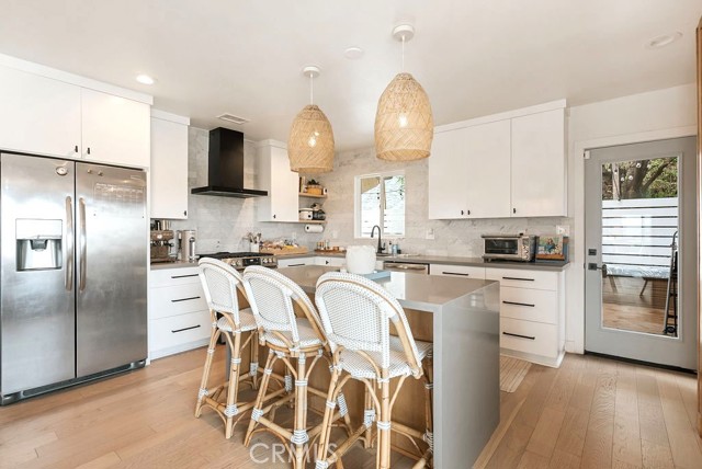 Detail Gallery Image 17 of 48 For 4028 Don Diablo, Los Angeles,  CA 90008 - 3 Beds | 2 Baths