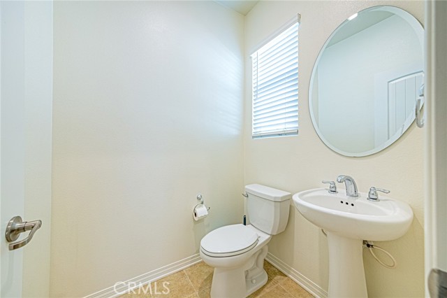 Detail Gallery Image 12 of 49 For 15950 Osprey Ave, Chino,  CA 91708 - 3 Beds | 2/1 Baths