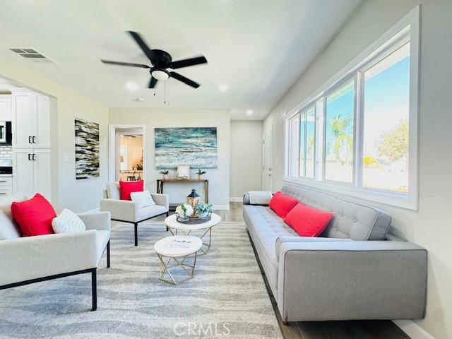 Detail Gallery Image 21 of 61 For 623 E Elm St, Ontario,  CA 91761 - – Beds | – Baths