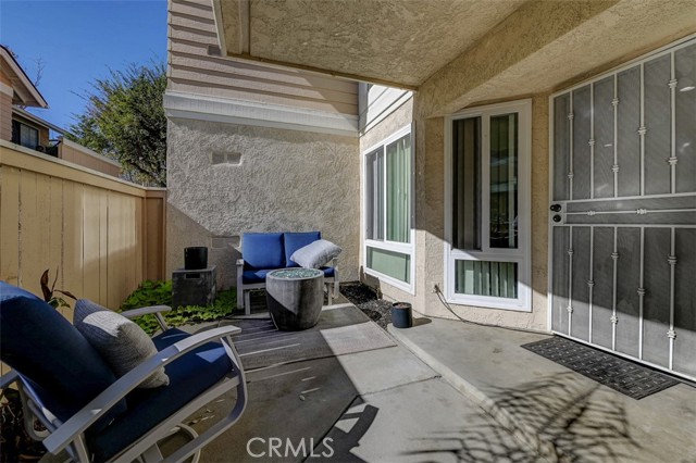 Detail Gallery Image 5 of 22 For 12651 Briarglen #K,  Stanton,  CA 90680 - 1 Beds | 1 Baths