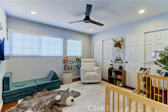 25701 Minoa Drive, Mission Viejo CA: https://media.crmls.org/medias/ec70e2af-18c8-472b-b4e3-e5c42a7b3239.jpg