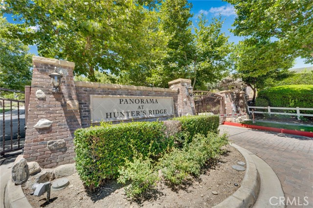 14668 Stageline Lane, Fontana CA: https://media.crmls.org/medias/ec72c4f9-ea34-4733-807b-e9bbefbe1e9a.jpg