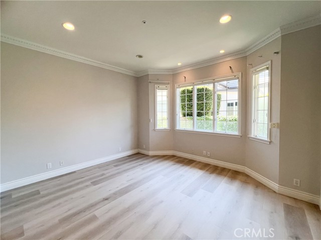 270 W Lemon Avenue, Arcadia CA: https://media.crmls.org/medias/ec72d4b2-3918-4a5e-9b28-d91d5812a0f0.jpg