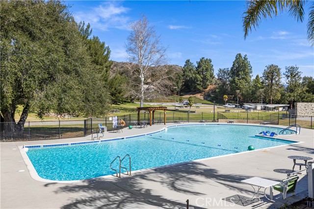 2 Bed Home for Sale in Newhall, California