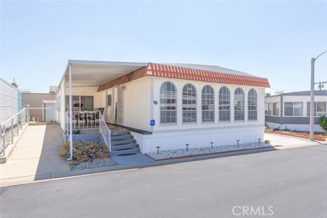 12700 2nd Street, Yucaipa CA: https://media.crmls.org/medias/ec72fd2c-21c7-4180-a7d5-ac10e2215091.jpg
