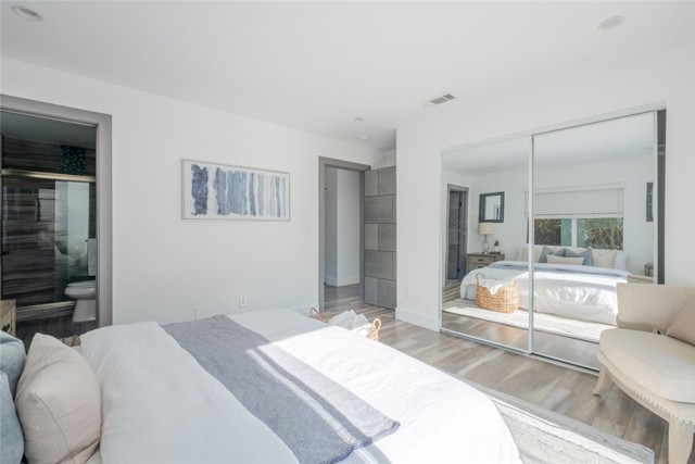 6436 Day Street, Tujunga CA: https://media.crmls.org/medias/ec73159a-ebae-4d12-bf44-4dc03184b264.jpg