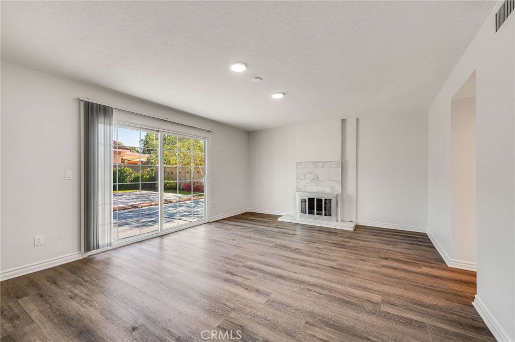 Ec733339 8A1D 453A 9A8F 7B573C2241Bd 17420 Niagara Avenue, Cerritos, Ca 90703 &Lt;Span Style='BackgroundColor:transparent;Padding:0Px;'&Gt; &Lt;Small&Gt; &Lt;I&Gt; &Lt;/I&Gt; &Lt;/Small&Gt;&Lt;/Span&Gt;