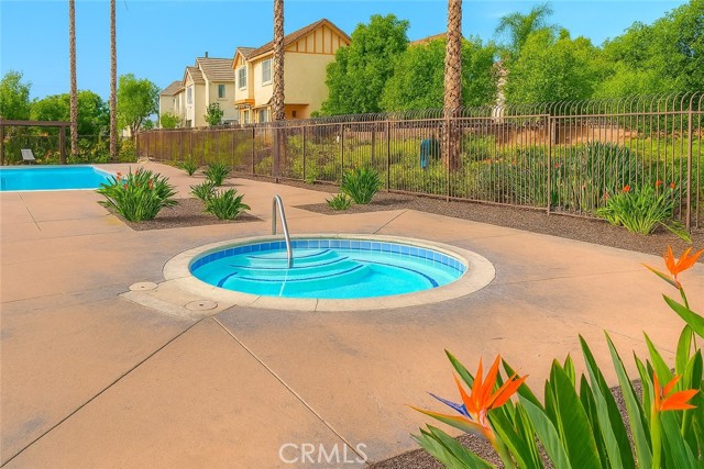 Detail Gallery Image 17 of 32 For 858 Calaveras, Corona,  CA 92878 - 4 Beds | 2/1 Baths