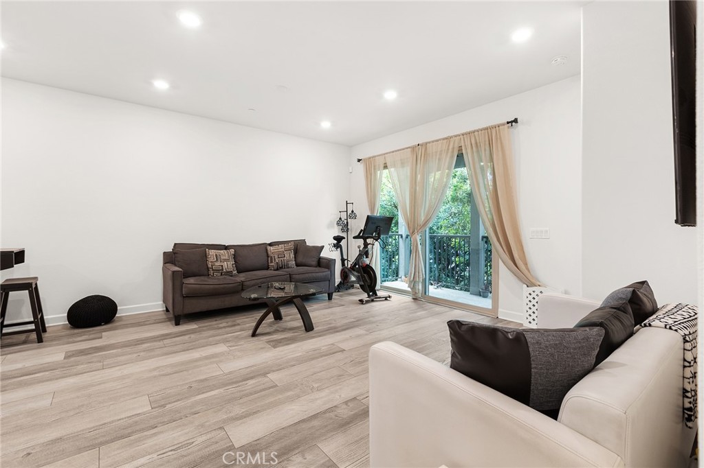 4374 Nautilus - photo 4
