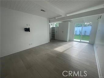 https://media.crmls.org/medias/ec74b003-57f8-4304-bf9f-4762b480dcd1.jpg?preset=X-Large