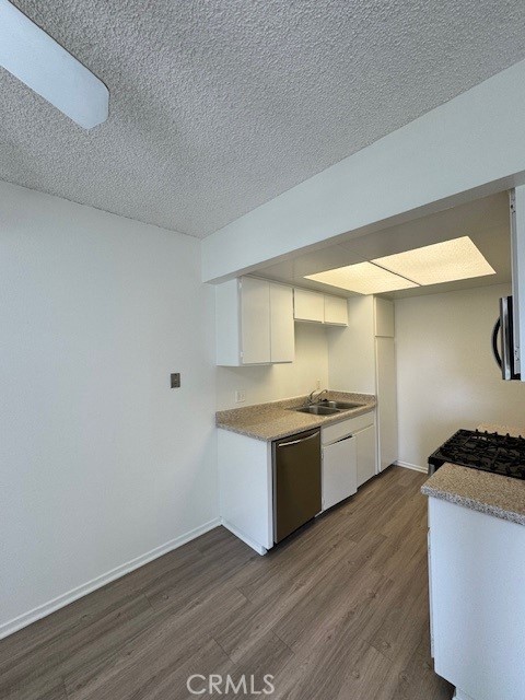 Detail Gallery Image 8 of 15 For 207 W Marquita #7,  San Clemente,  CA 92672 - 2 Beds | 2 Baths