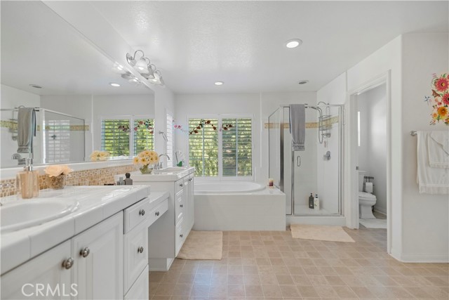 Detail Gallery Image 36 of 57 For 665 Barbre Cir, Corona,  CA 92879 - 4 Beds | 3 Baths