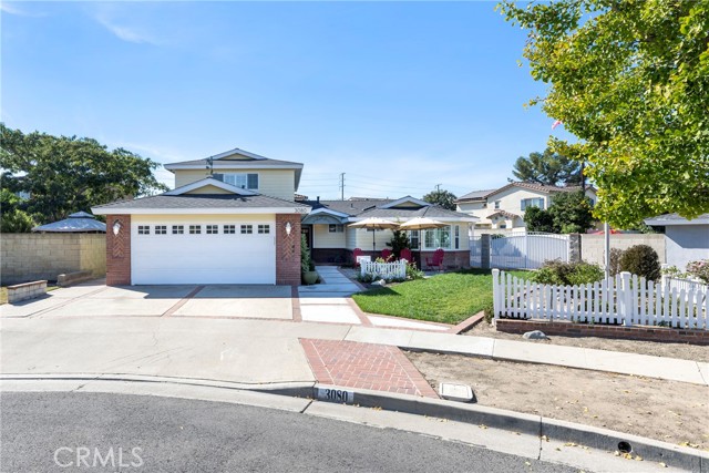 Detail Gallery Image 1 of 72 For 3080 W Glen Holly Dr, Anaheim,  CA 92804 - 5 Beds | 3/1 Baths