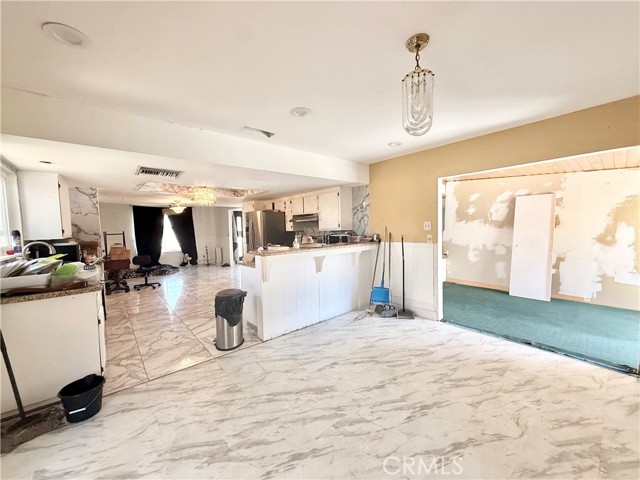 135 S Broadway St, Ridgecrest, CA 93555 photo 12