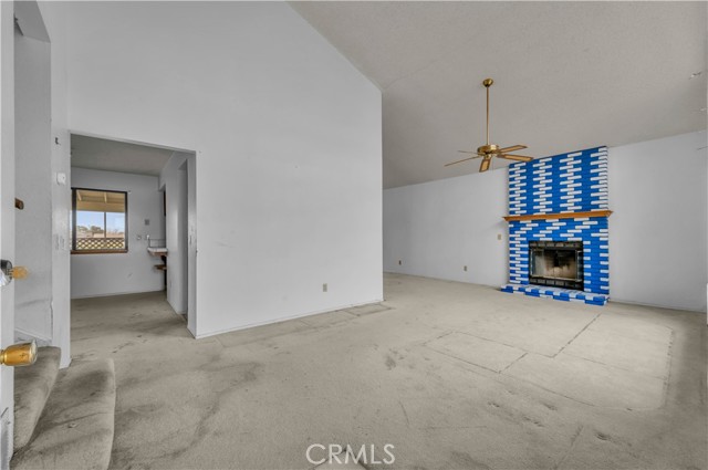 Detail Gallery Image 3 of 20 For 9848 Karen Ave, California City,  CA 93505 - 3 Beds | 2/1 Baths