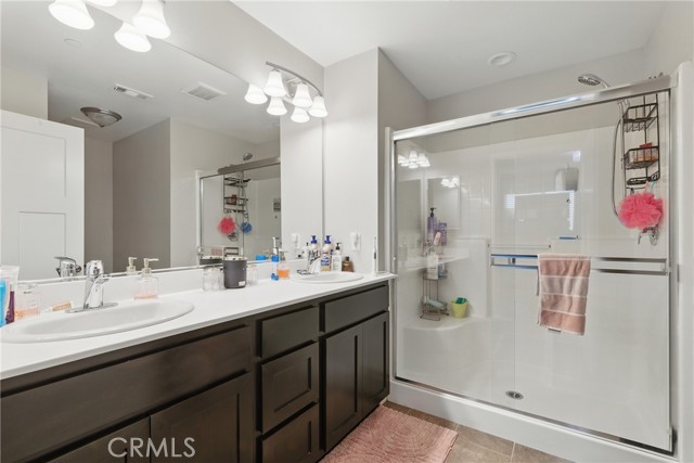 13238 Klein Court, Sylmar CA: https://media.crmls.org/medias/ec76adfd-c530-40d1-885b-6b962c239d42.jpg