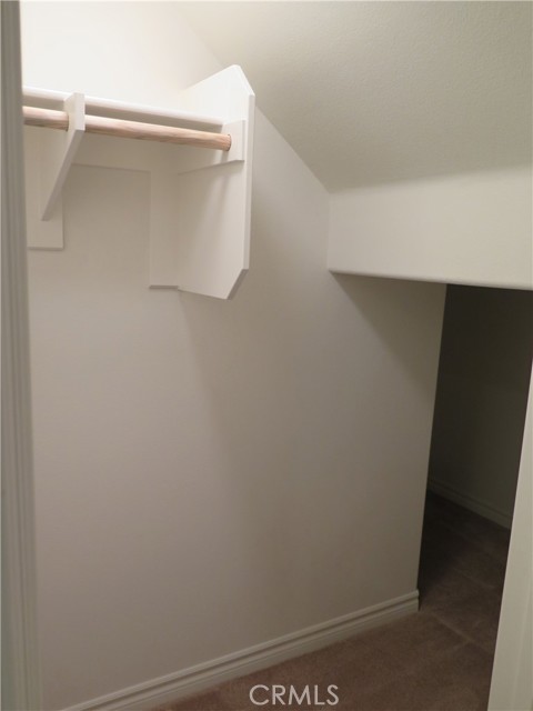 Detail Gallery Image 10 of 22 For 18049 Magee Ln, Yorba Linda,  CA 92886 - 3 Beds | 2/1 Baths