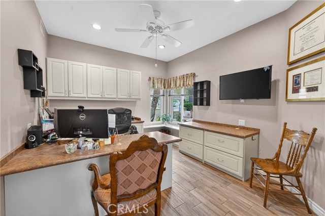 Detail Gallery Image 28 of 43 For 17 via Anadeja, Rancho Santa Margarita,  CA 92688 - 4 Beds | 3 Baths