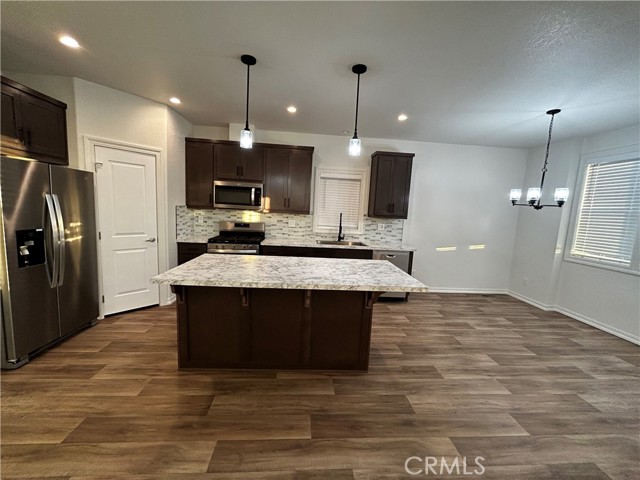 Detail Gallery Image 5 of 16 For 1536 S State St #149,  Hemet,  CA 92543 - 3 Beds | 2 Baths