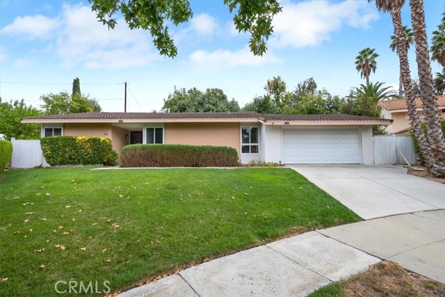 1038 Colby Circle photo 4