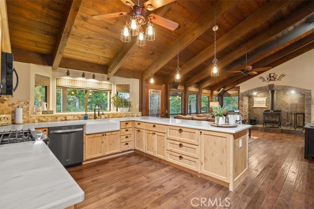 Detail Gallery Image 14 of 47 For 25050 Massachussetts Ave, Corning,  CA 96021 - 4 Beds | 2/1 Baths
