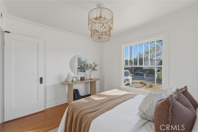 Image 15 of 50 For 3327 Hollydale Dr.