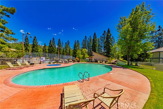 Detail Gallery Image 43 of 55 For 40333 Road 222 #102,  Bass Lake,  CA 93604 - 4 Beds | 2/1 Baths