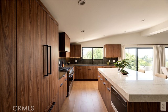 4 Bed Home for Sale in Los Angeles, California