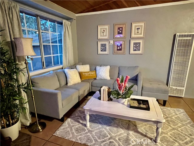 165 Sunset Lane, Sugarloaf CA: https://media.crmls.org/medias/ec7aecb4-d8a0-448a-943e-ff24328c89fa.jpg