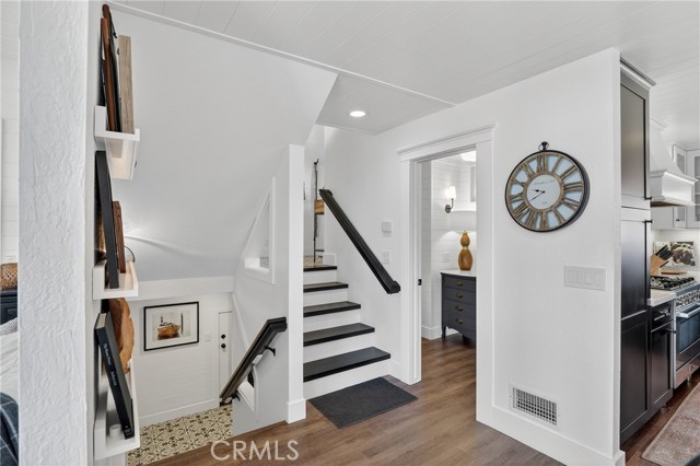 Detail Gallery Image 13 of 62 For 27604 Matterhorn Drive, Lake Arrowhead,  CA 92352 - 3 Beds | 2/1 Baths