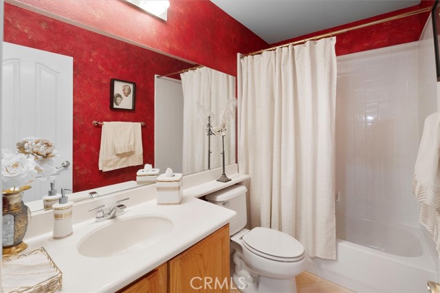 Detail Gallery Image 9 of 34 For 25415 Verne Ct, Stevenson Ranch,  CA 91381 - 5 Beds | 3 Baths