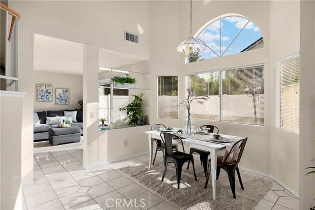 Detail Gallery Image 8 of 48 For 2705 Annapolis Cir, San Bernardino,  CA 92408 - 3 Beds | 2/1 Baths